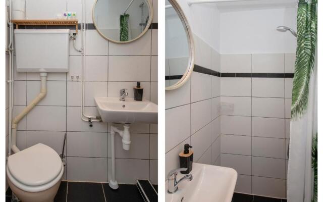 Amsterdam Beach Apartment 65