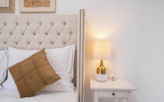 Tyms 3BR 2BA Apt Near Metro