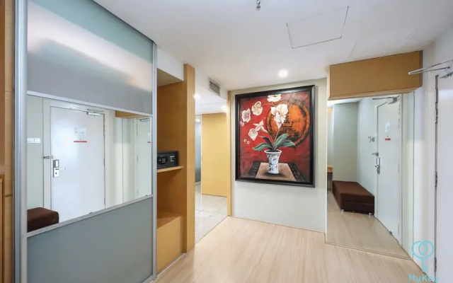 Empire Suites Subang by Mana Mana