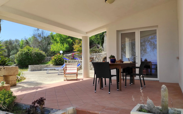 Villa Resta - Ampio Giardino e Splendida Vista Mare Panoramica