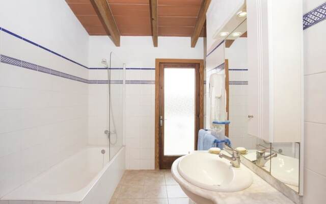 Villa 2 Bedrooms With Pool 103231