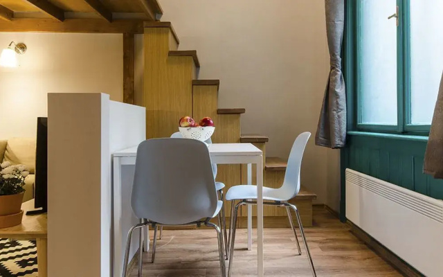 Sesame Apartments