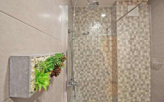 Del Parque Flats - Refino