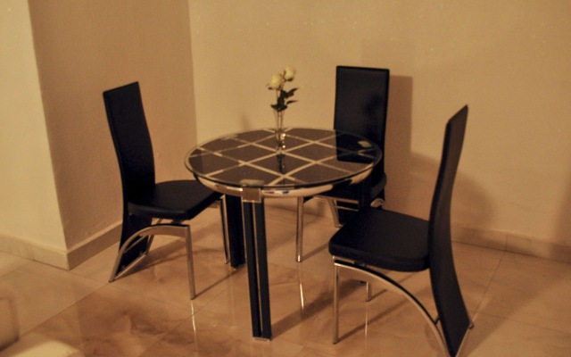 Fritz Apartments and Suites