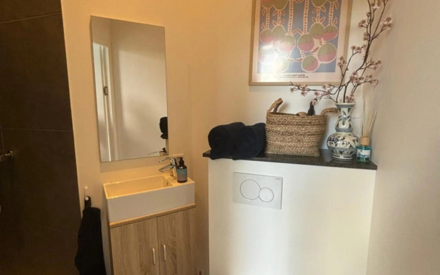 Lovely small apartment in 'De Pijp'