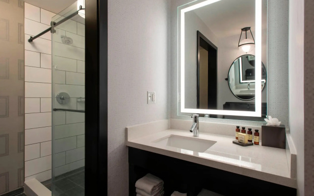 Notary hotel
