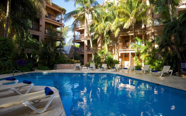 Отель Tukan Hotel Playa del Carmen