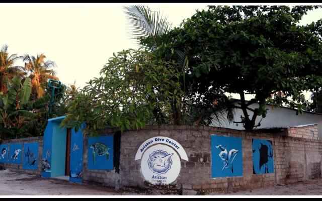 Ariston Dhangethi Inn