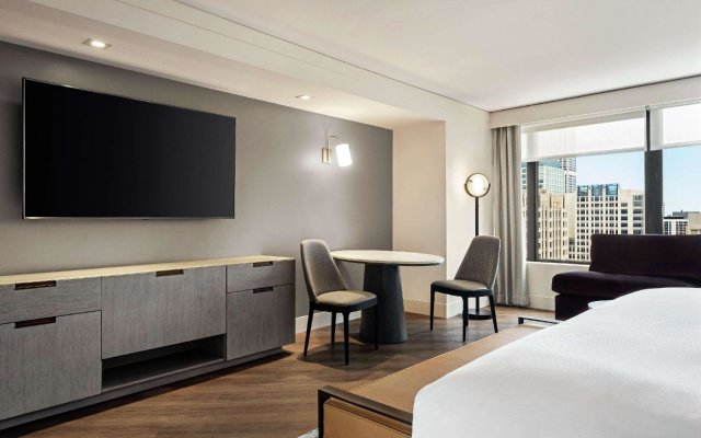 Hilton Grand Vacations Club Chicago Magnificent Mile