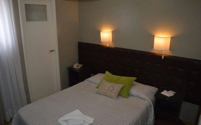 Hotel Petit