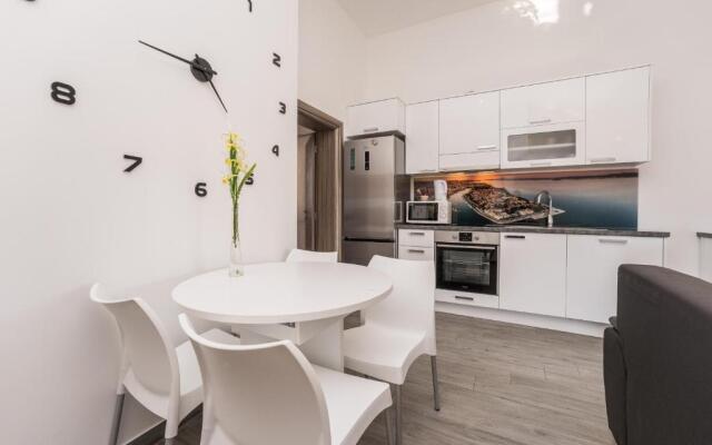 Apartments Maza