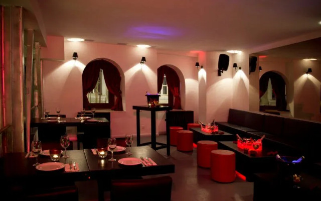 Pera City Suites