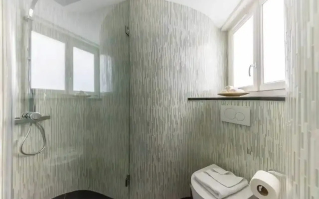 Modern Apartment - 1br/4p - Plaine-monceau