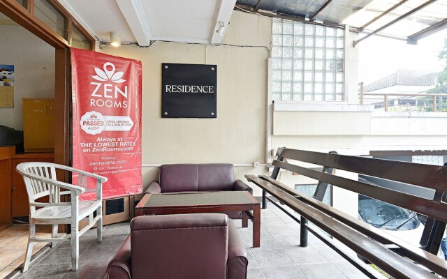 ZEN Rooms Basic Surya Sumantri Pasteur