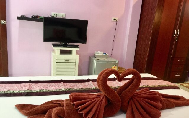 Pakmeng BEACH Resort