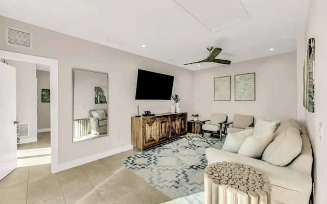 The Upper Deck in Siesta Key