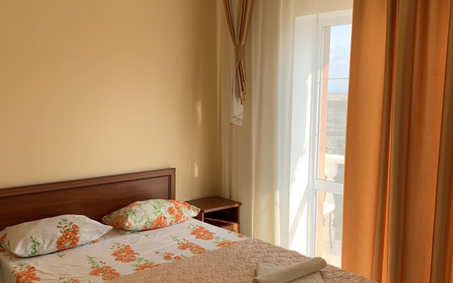 Akropol' (Nikolaevka)