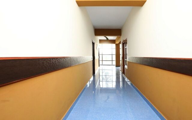 OYO 24260 Nanjunda Palace