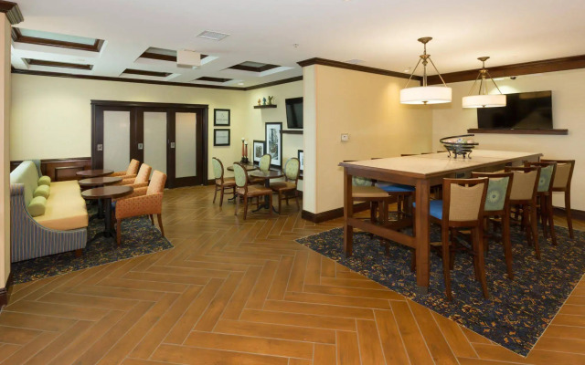 Hampton Inn Buffalo-Williamsville