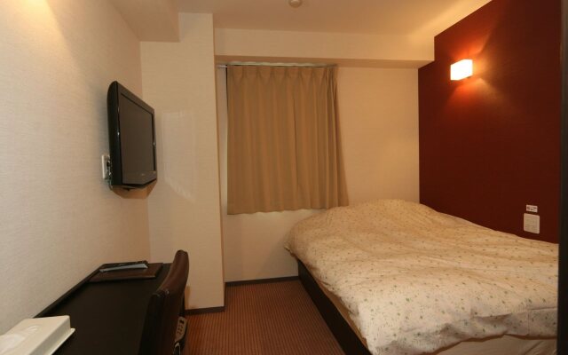 Yokohama Town Hotel