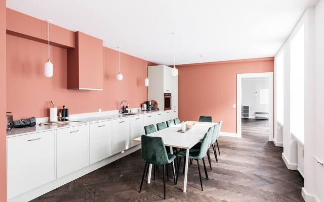 ★CPH's Finest - 220SQM Luxury Apt - City central!★
