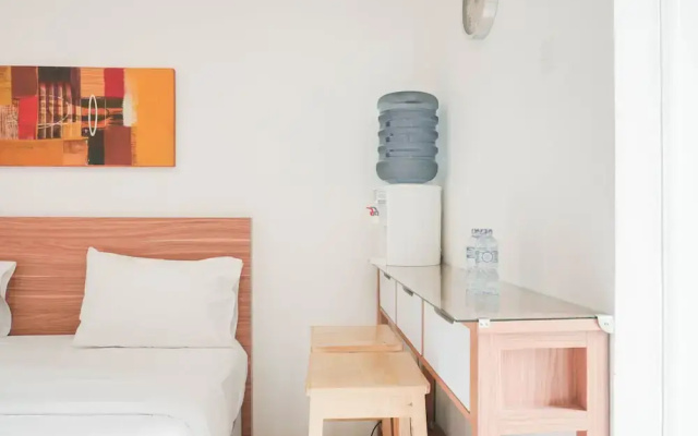 Comfort Studio Room At Bassura City Apartment