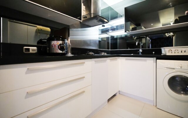 Spacious And Comfy 2Br Apartment At Aryaduta Residence Surabaya