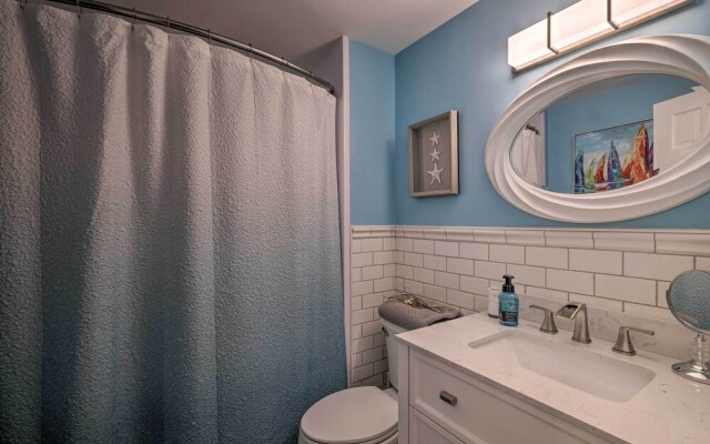 Charming Apt W/patio: Walk to Downtown Albany