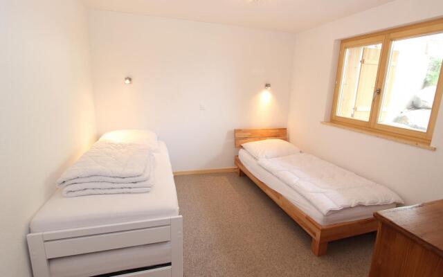 Chalet in La Tzoumaz With Sauna Views