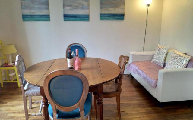 Nice apartment 10 minutes from Paris