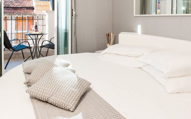 Relais Trevi 95 Boutique Hotel