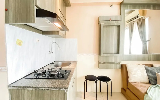 Comfy 2Br Near Mall At Green Pramuka City Apartment