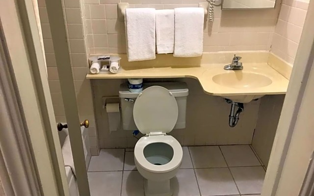 Budget Inn Of Brownfield