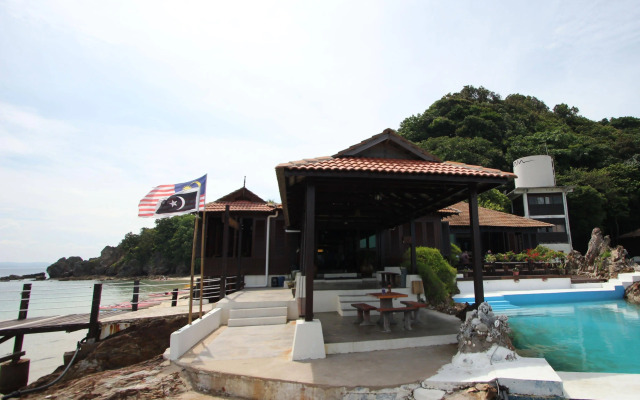 Gem Island Resort & Spa