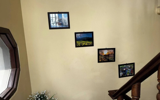 Dilan Residency Villa -5 Bedroom- Centrally Heated