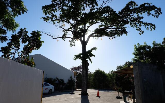Mactan Golden Motel