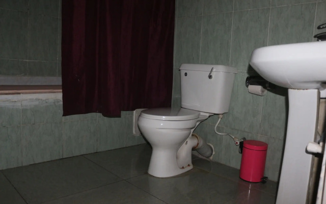 Albert Suites