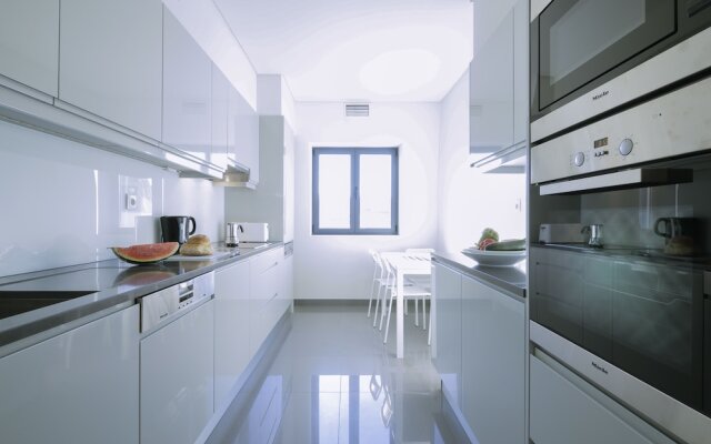 Santa Catarina Superior Apartments by linc