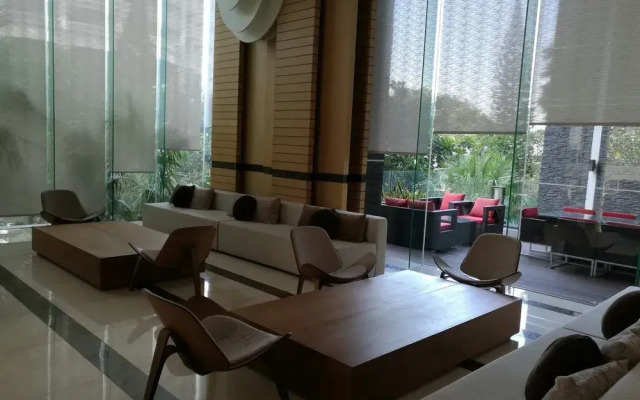 Wong Amat Tower - 65 SQM 1 BR Suite