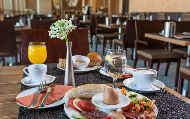 ETO Park Hotel Business & Stadium