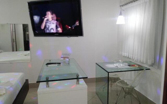 Ele e Ela Motel (Adult Only)