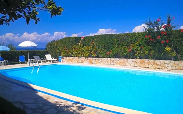 Irene Apartments - Acharavi