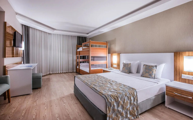 Palm Wings Ephesus Beach Resort