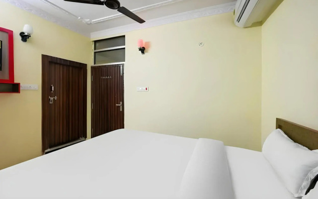 Pop 89428 Oyo Flagship Moon Light Hotel