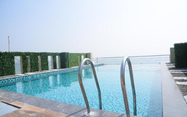 The Bay Suites