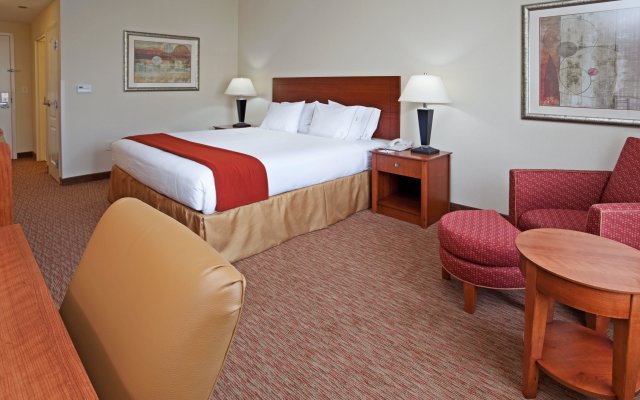 Holiday Inn Express Hotel & Suites Greensboro Airport Area, an IHG Hotel