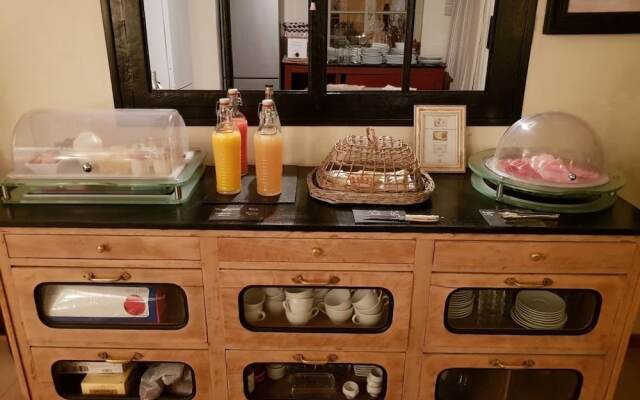 Hotel***Aunette Cottage Senlis
