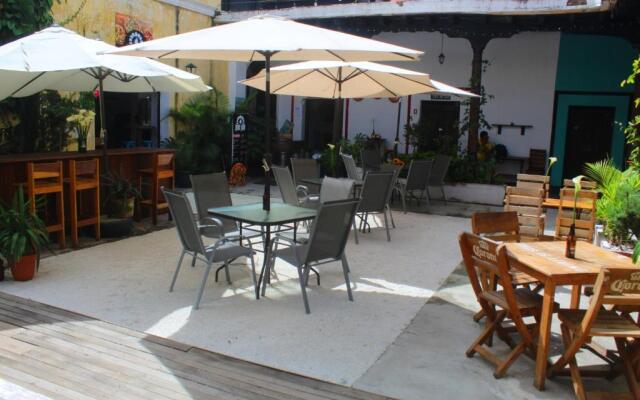 Volko Party Hostel