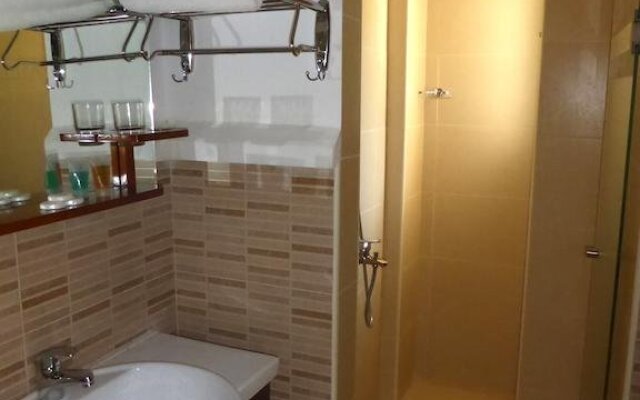 Yasmeen Suite Hotel