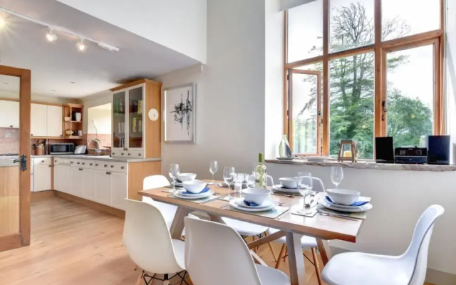 The Oaks Chillington